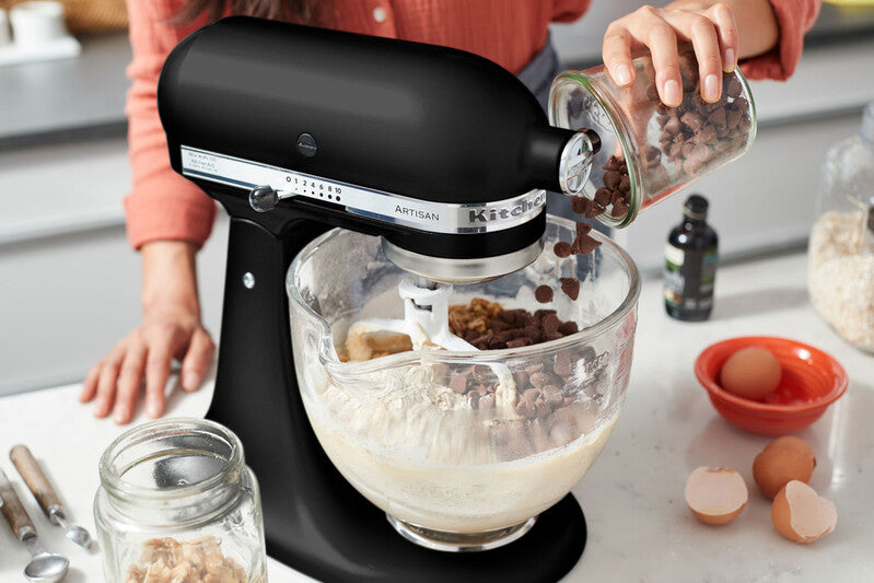 KitchenAid 4,8 L 5KSM175 Artisan Küchenmaschine Breadlover mit Messerschmidt Getreidemühlenvorsatz + Brotbackschüssel